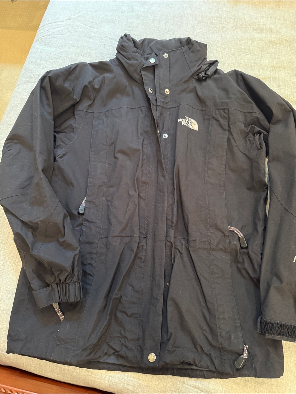 The North Face Women’s Jacket with Shell and Fleece liner.